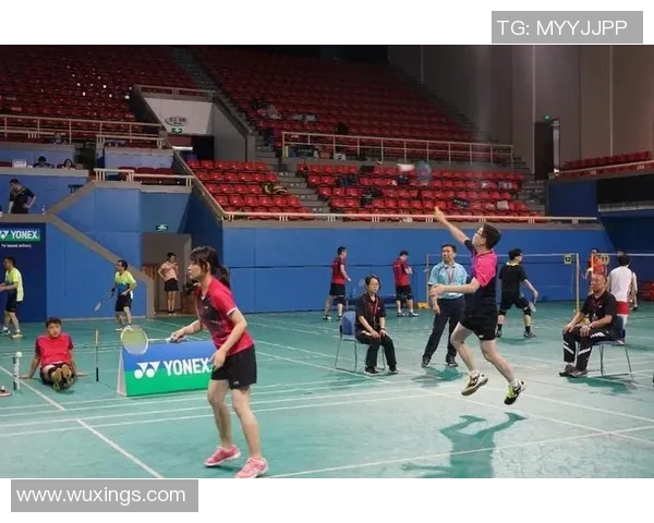 成都羽毛球队以93分领跑选拔赛积分榜展现强劲实力